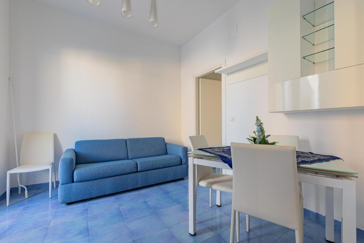 A Due Passi dal Mare Apartment Torre Lapillo Bagian luar foto